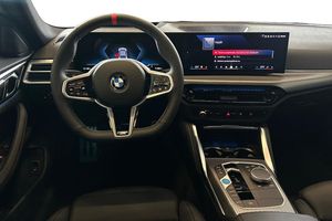 BMW i4 bild 15