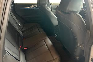 BMW i4 bild 13