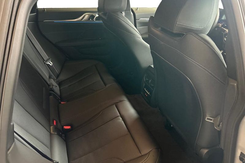 BMW i4 bild 13