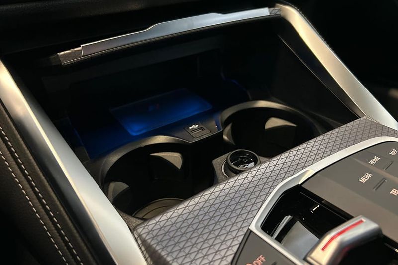 BMW i4 bild 24