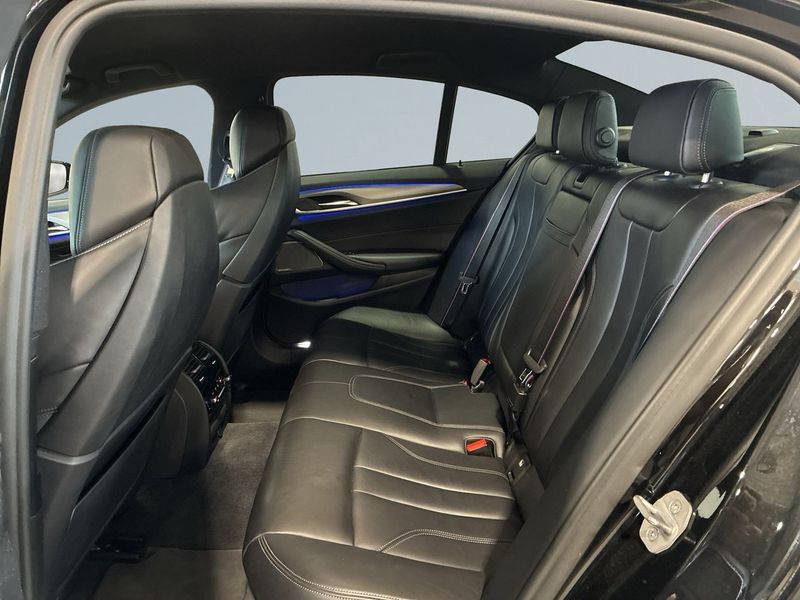 BMW M5 bild 11