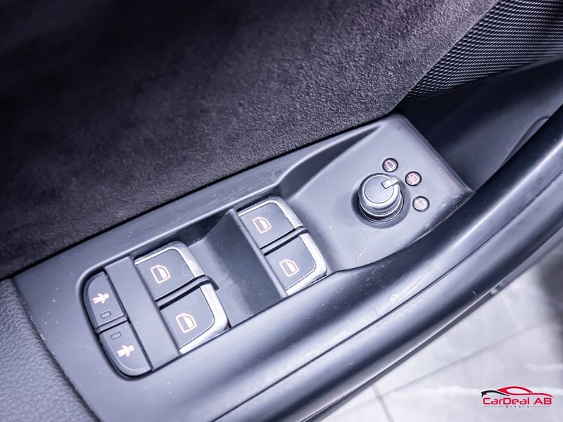 Audi RSQ3 bild 30