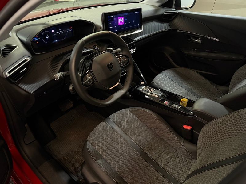 Peugeot 208 bild 7