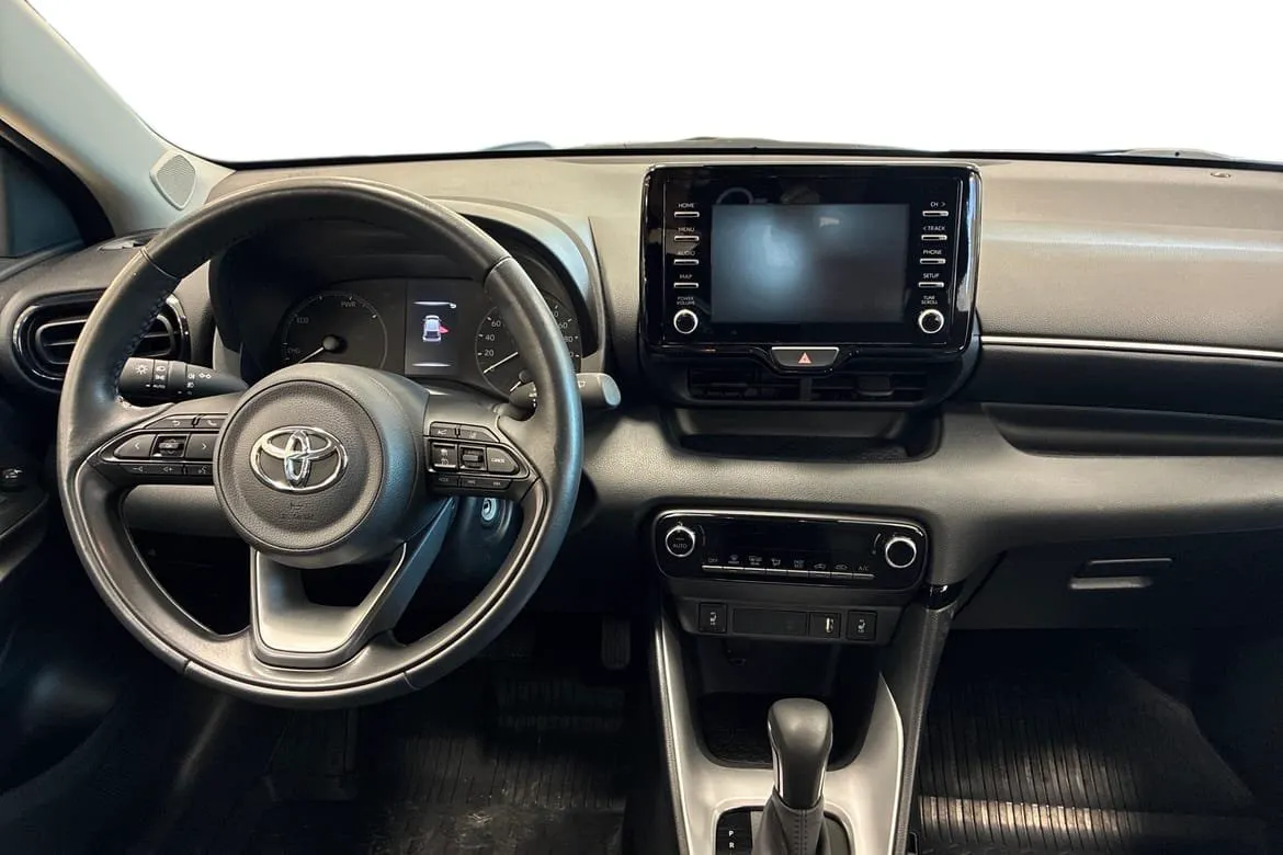 Vehicle image 7