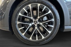 Mercedes E300 bild 7