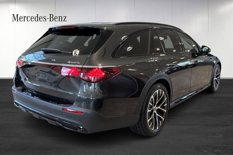 Mercedes E300 bild 3