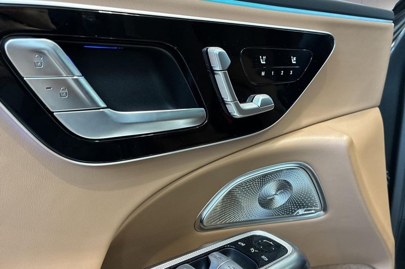 Mercedes E300 bild 8