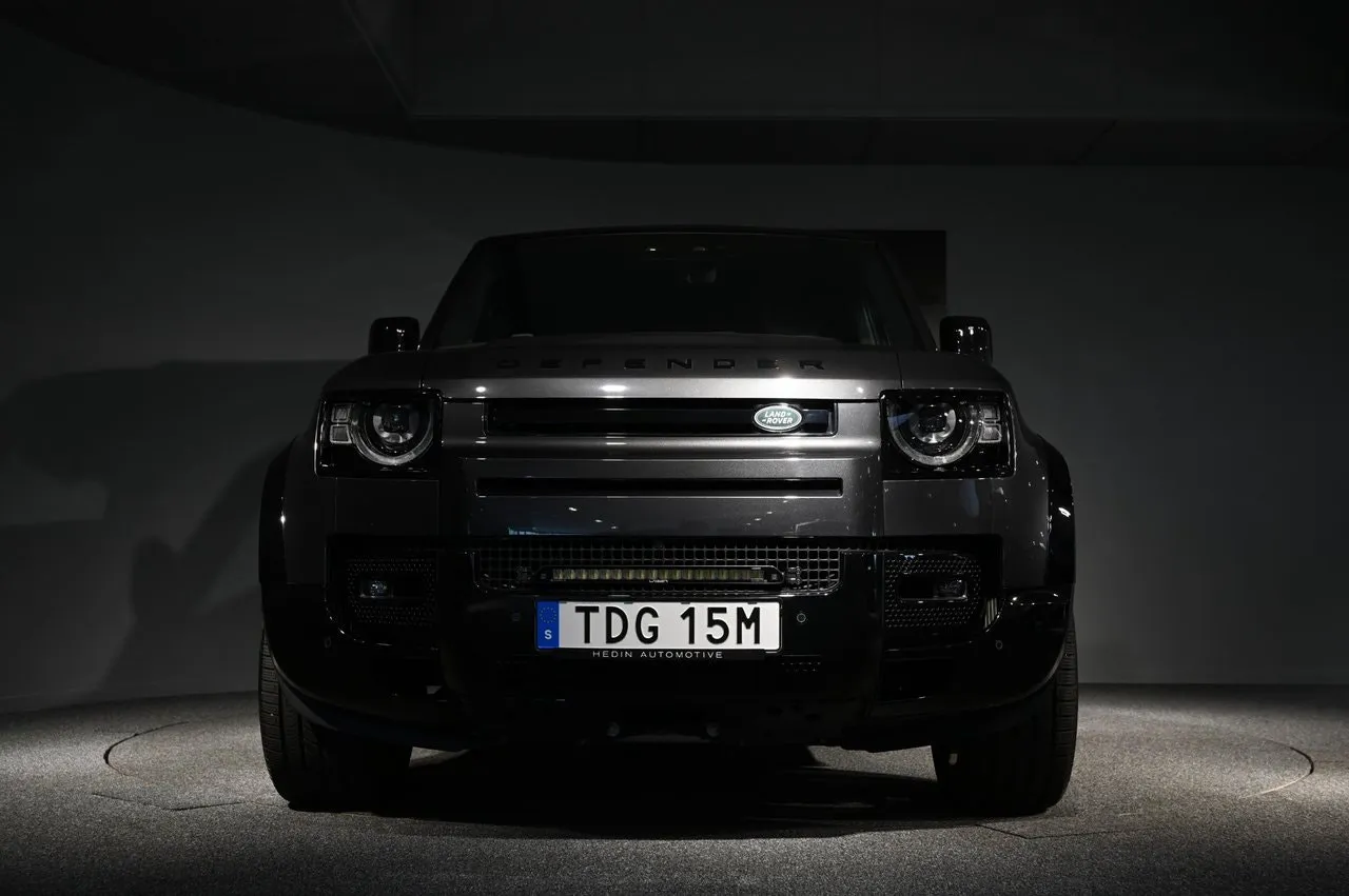 Vehicle image 8