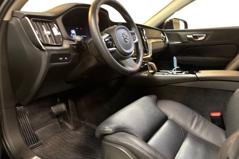 Volvo V60 bild 8