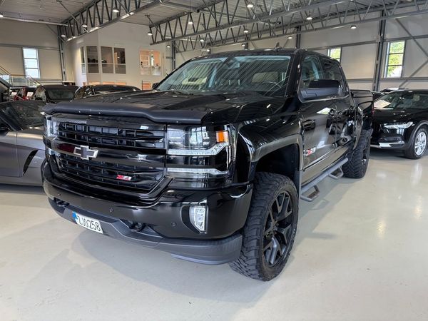 Chevrolet Silverado 1500 Crew Cab 6.2 V8 E85 4WD Hydra-Matic/ Z71 /BOSE - 2018