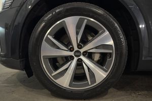Audi Q8 bild 27