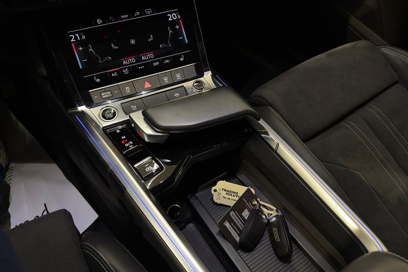 Audi Q8 bild 24