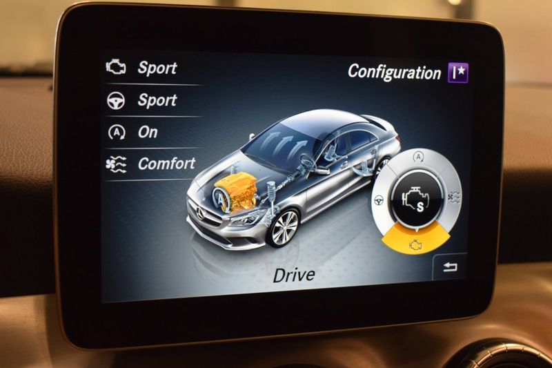 Mercedes CLA180 bild 13