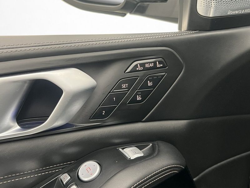 BMW X7 bild 12