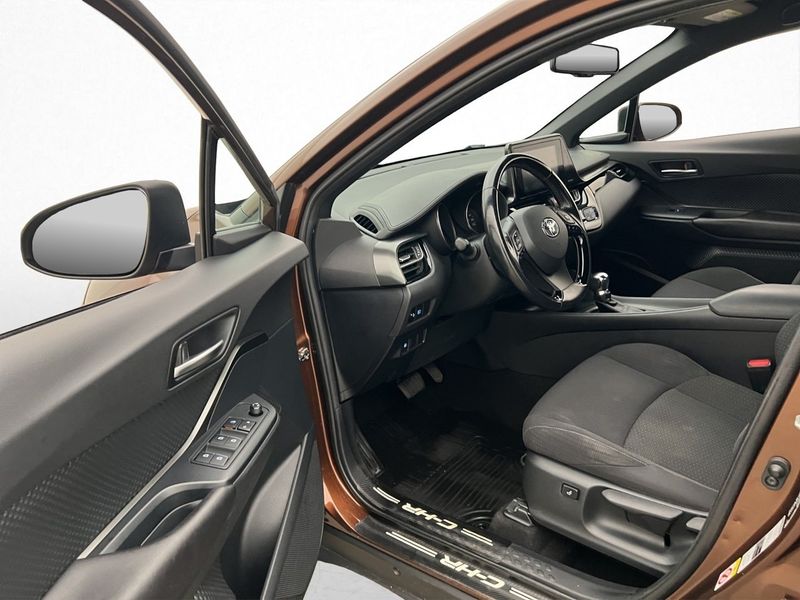 Toyota C-HR bild 9