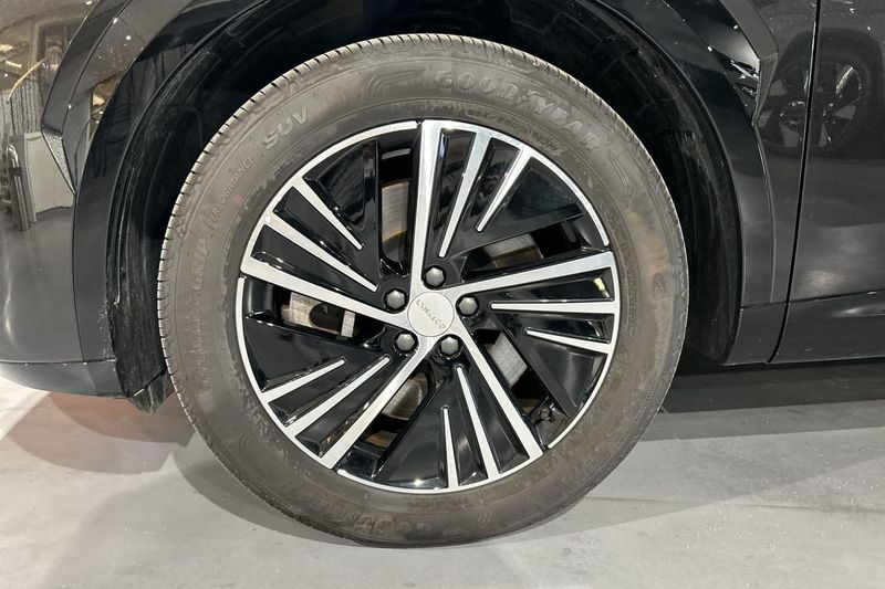 Lynk & Co 08 bild 11