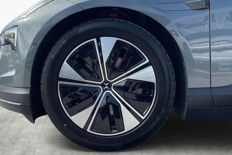Polestar 4 bild 6