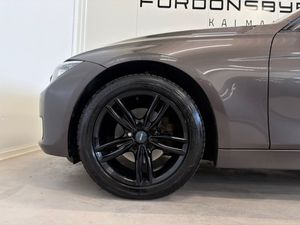 BMW 320 bild 8