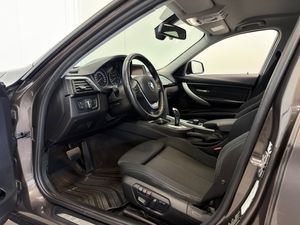 BMW 320 bild 9