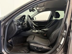 BMW 320 bild 10