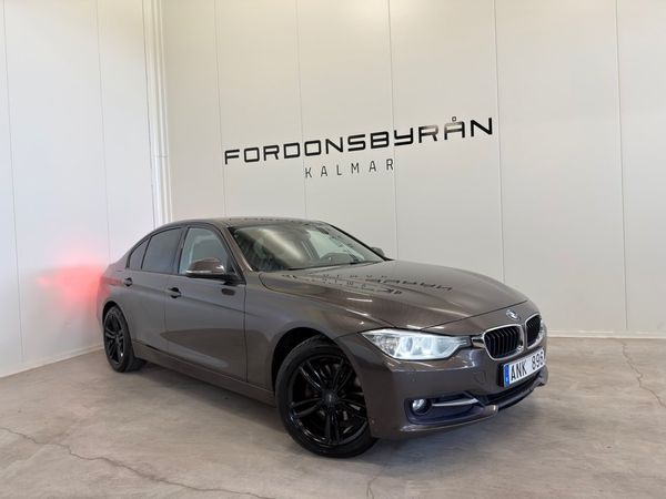 BMW 320 D xDrive Sedan Automat Sport Line PDC Elstolar - 2013