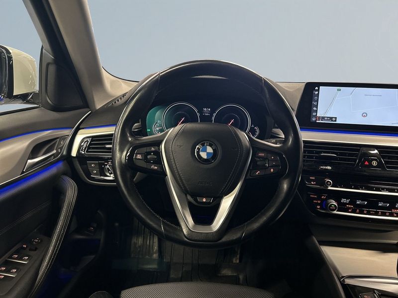 BMW 520 bild 9