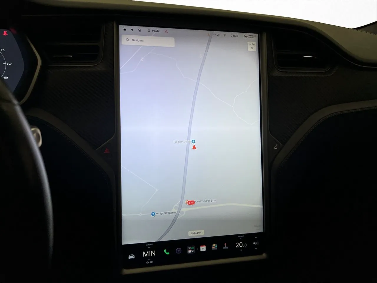Vehicle image 20