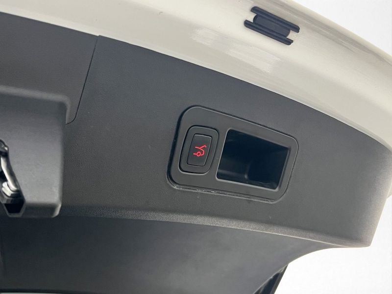 Tesla Model S bild 33