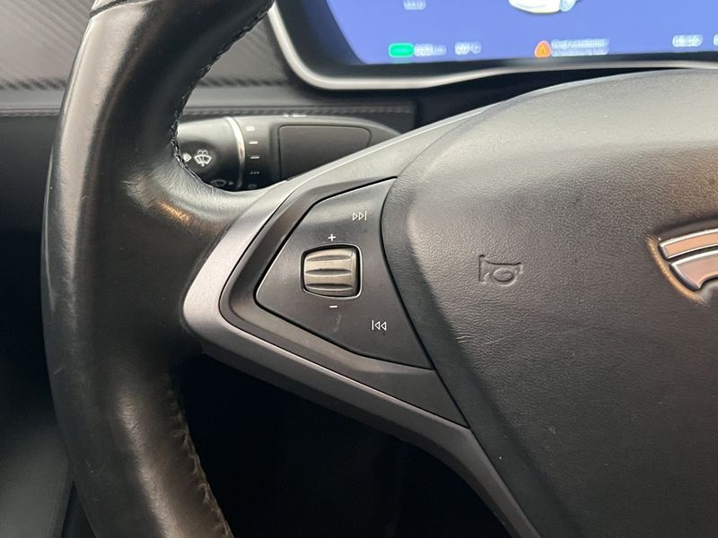Tesla Model S bild 18