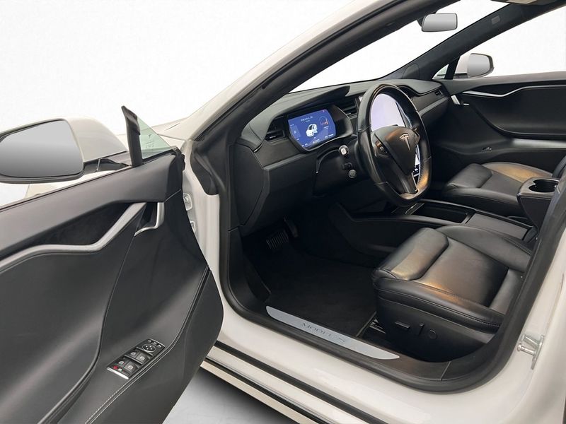 Tesla Model S bild 11
