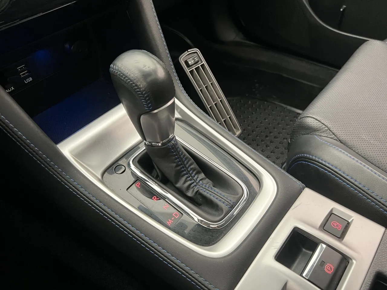 Vehicle image 20