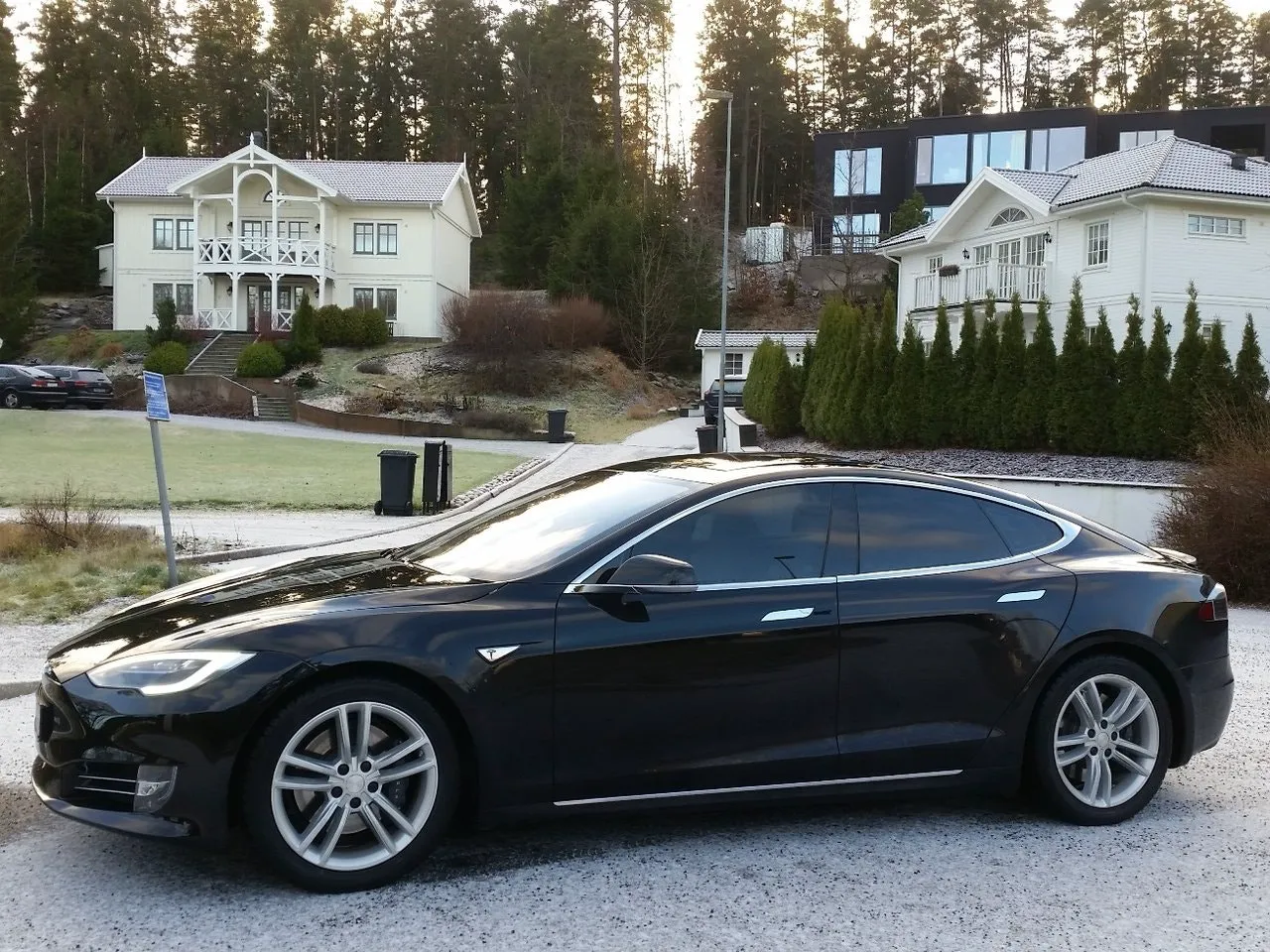 Vehicle image 36