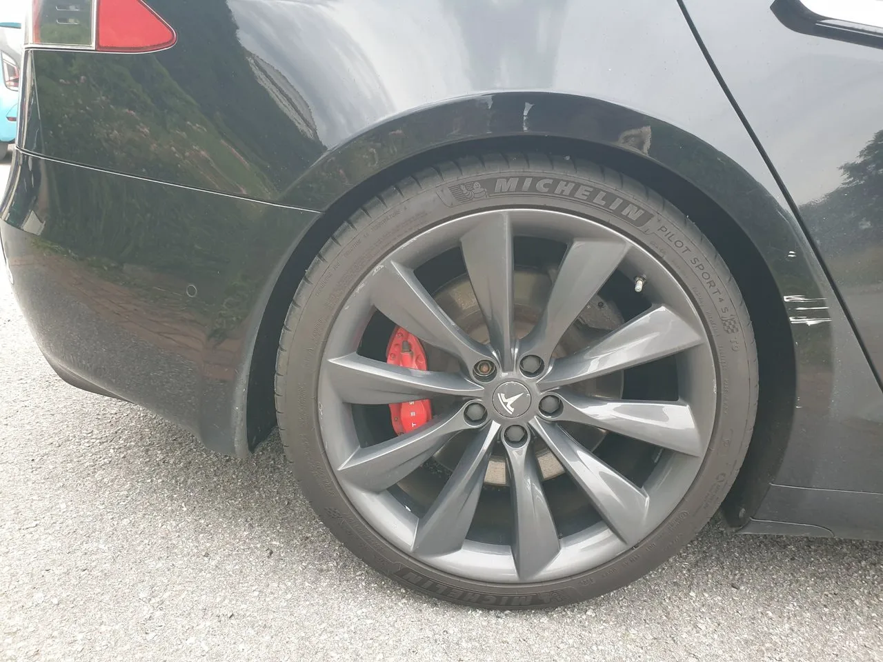 Vehicle image 31