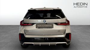 BMW iX1 bild 7