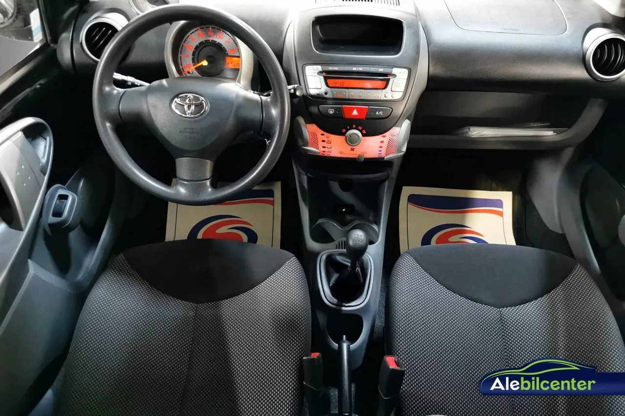 Vehicle image 8