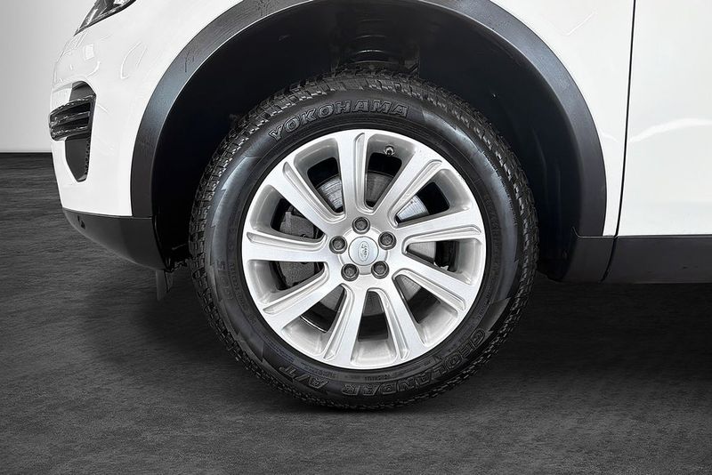 Land Rover Discovery Sport bild 2