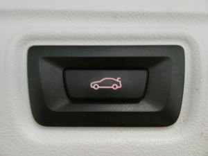 BMW 330 bild 19