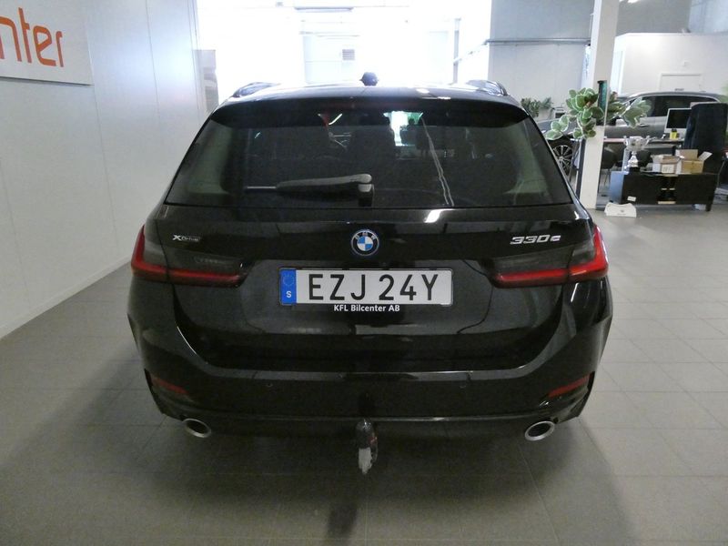 BMW 330 bild 5