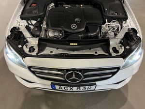 Mercedes E300 bild 13