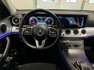 Mercedes E300 bild 17