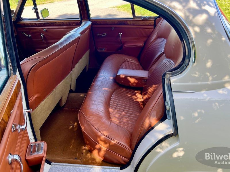 Jaguar S-Type bild 10