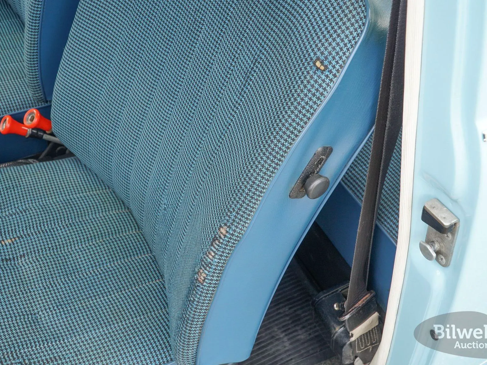 Vehicle image 31