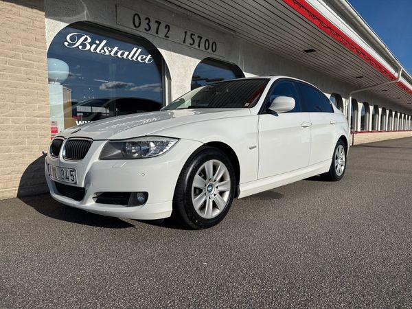 BMW 318 I Aut Steptronic Sedan Comfort OBS! Tar olja! - 2011