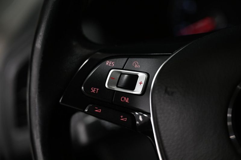 Volkswagen Caravelle bild 28