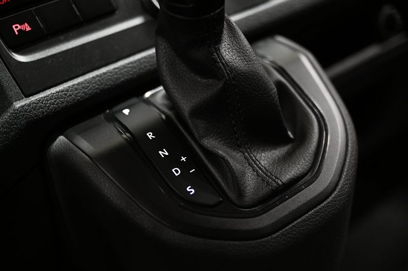 Volkswagen Caravelle bild 25