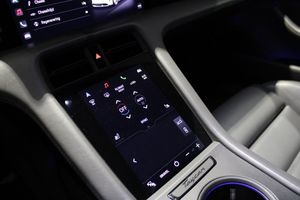 Porsche Taycan bild 16