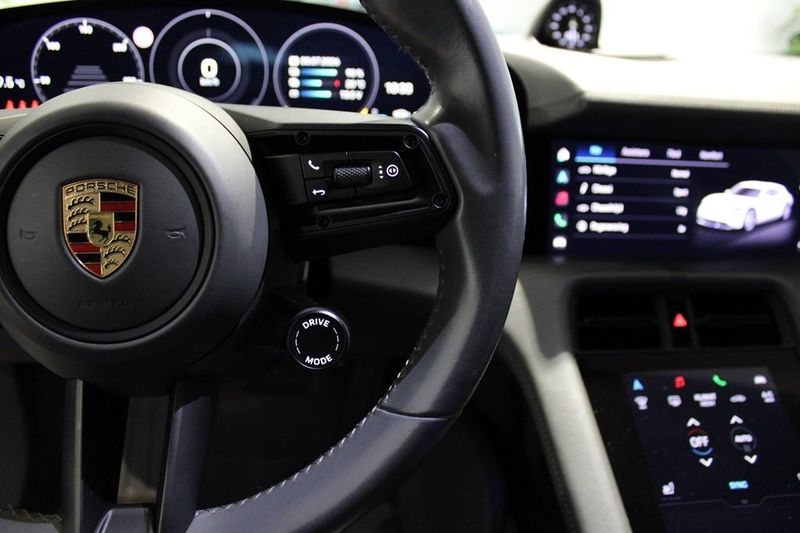 Porsche Taycan bild 11
