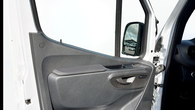 Mercedes Sprinter bild 11