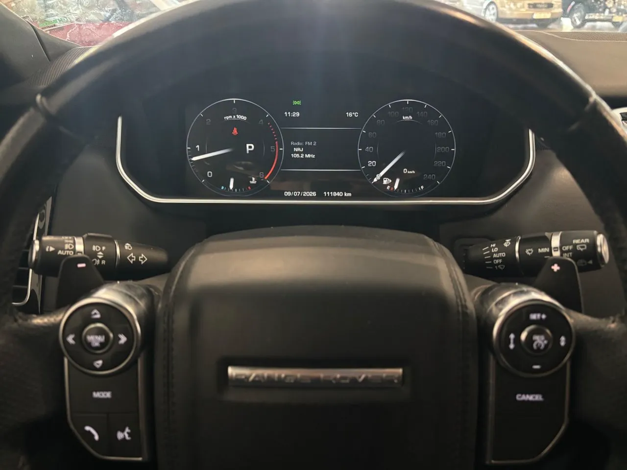 Vehicle image 14