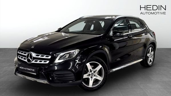 Mercedes GLA220 4MATIC 4M AMG / Pano / Värmare / Drag / Sportratt / - 2020